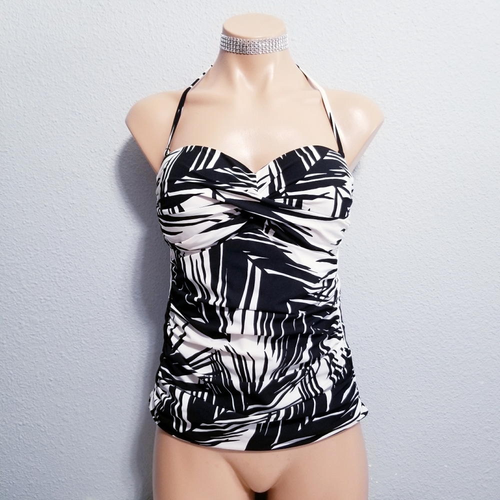 La Blanca black white print beach swimsuit bathing suit top 8